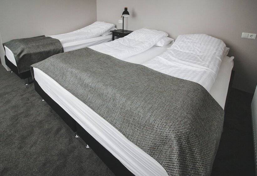 Quarto Triplo Estandar, Bella Apartments & Rooms