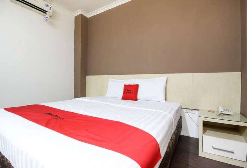 Номер Economy, Reddoorz Near Stadion Manahan Solo