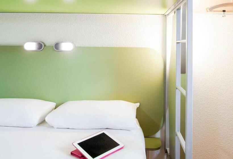 Трехместный Номер Стандарт с Двухъярусными Кроватями, Ibis Budget Beaconsfield