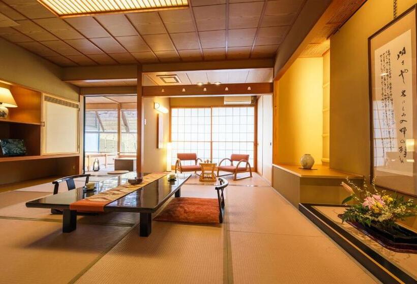 Семейный Номер, Ichiraku Tendo Spa & Brewery
