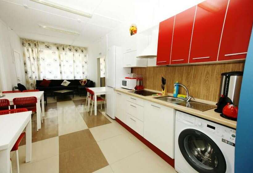 共用房间的床, Super Hostel