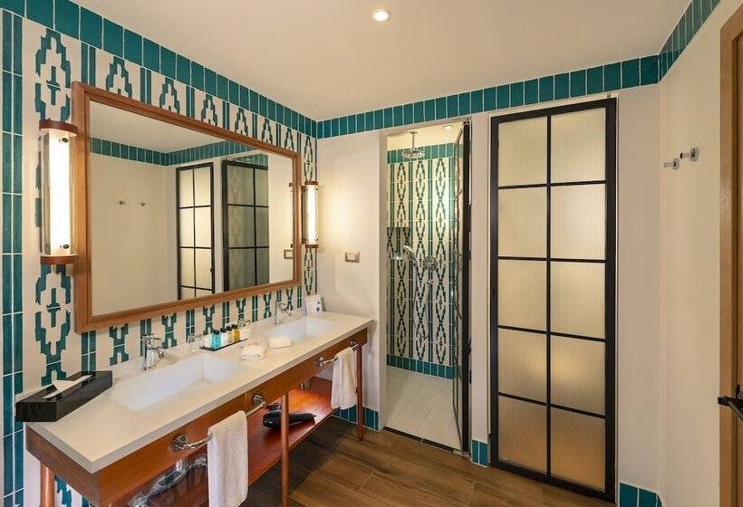 سوییت جونیور با چشم‌انداز دریا, Ocean El Faro Resort - All Inclusive