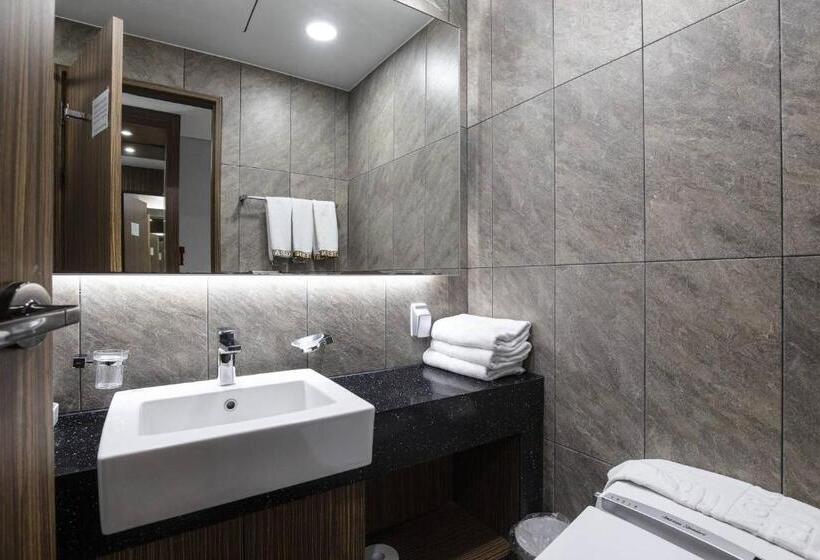 Номер Deluxe с Террасой, Western Grace Hotel Incheon