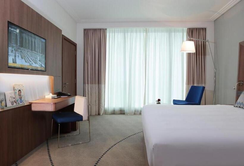 جناح سوبيريور مطل على المسبح, Novotel Jazan