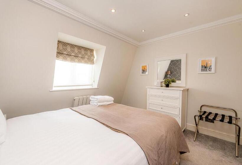 Апартаменты Superior 2 Спальни, Queensgate Court