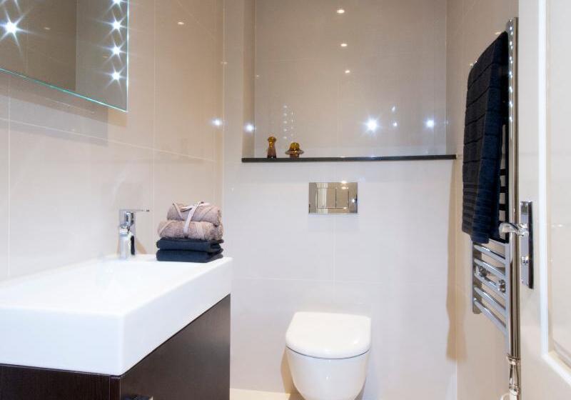 Апартаменты Deluxe 2 Спальни, Queensgate Court
