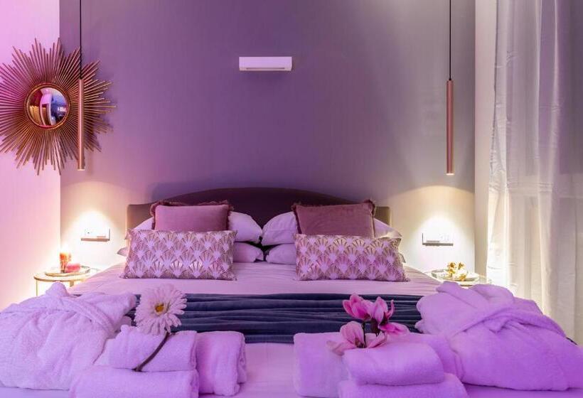 سوئیت با وان آب گرم, 4 Star Suite Spa   Self Check In