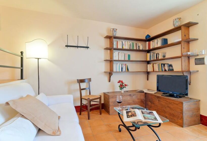 Студия Стандарт, Agriturismo Le Macchie
