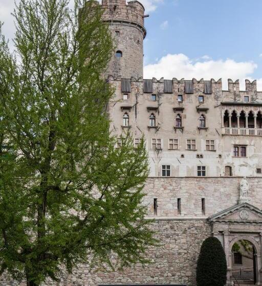 اتاق لوکس سه تخته, B&b La Loggia Del Castello