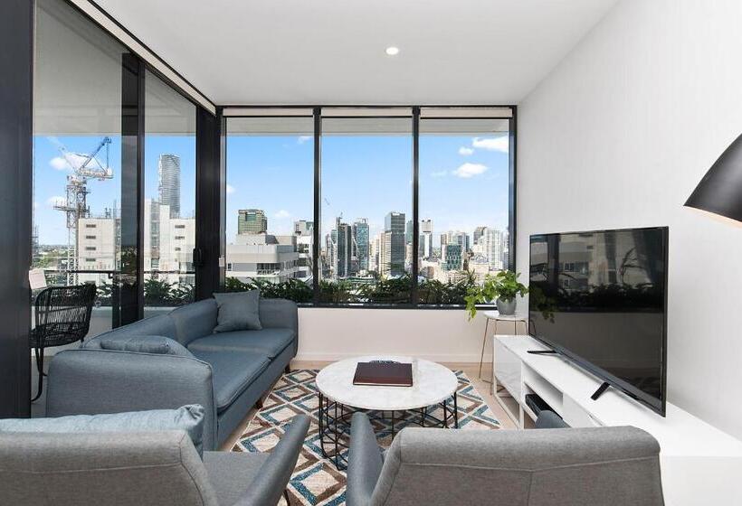 2 Bedrooms Apartment City View, Ivy And Eve Apartments By Cllix