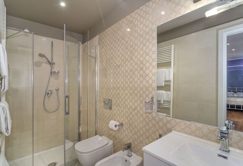 استودیوی استاندارد, Le Dimore Del Borgo