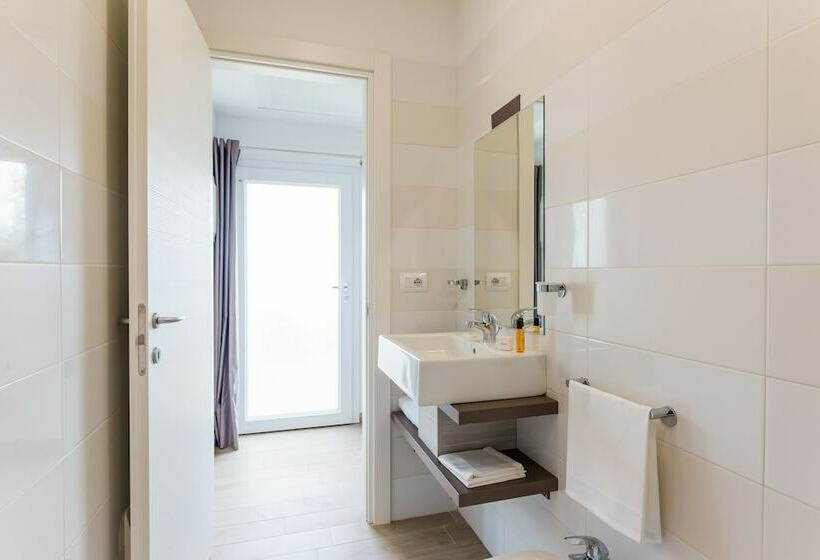 Standardrum, Torre Cintola Greenblu Sea Emotions