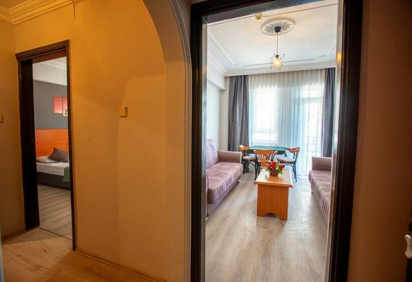 Люкс, Hma Hotel & Suites