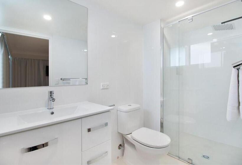 Апартаменты Ejecutiva 2 Спальни, Meridian Tower Kirra Beach