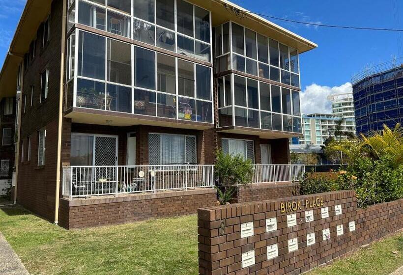 Апартаменты 2 Спальни, Meridian Tower Kirra Beach