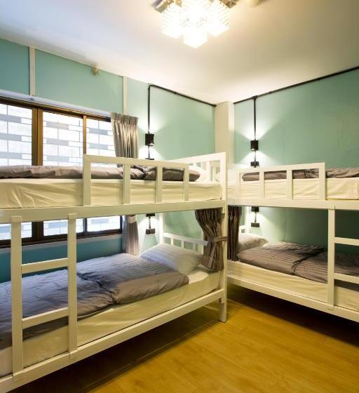 Quarto Familiar Banheiro Compartilhado, Hub Hostel Hatyai