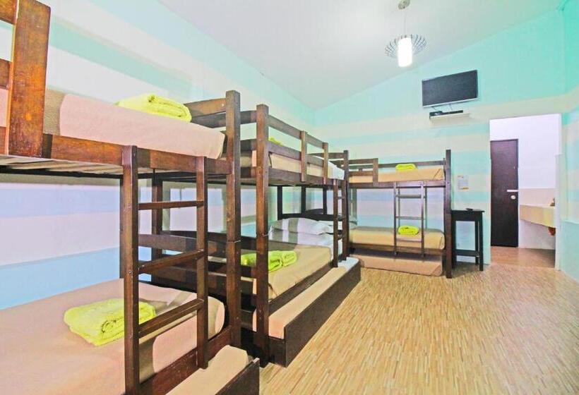 Хижина, Caliraya Resort Club