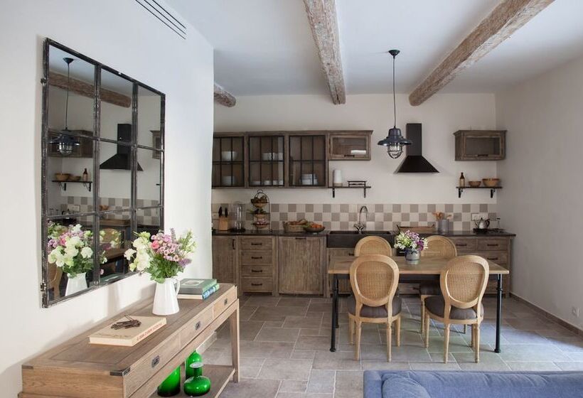 Апартаменты 1 Спальня Нижний Этаж, Domaine Les Martins   Gordes