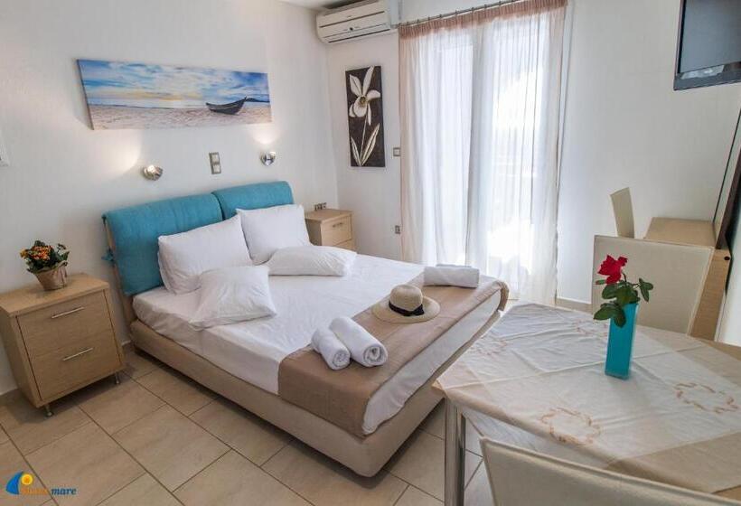 Номер Deluxe Вид на Море, Naxos Mare