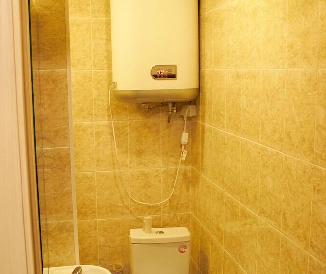 Кровать в Общей Комнате, Tvoy Hostel