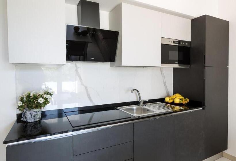 Apartamento 1 Dormitório, Residence Perla Verde