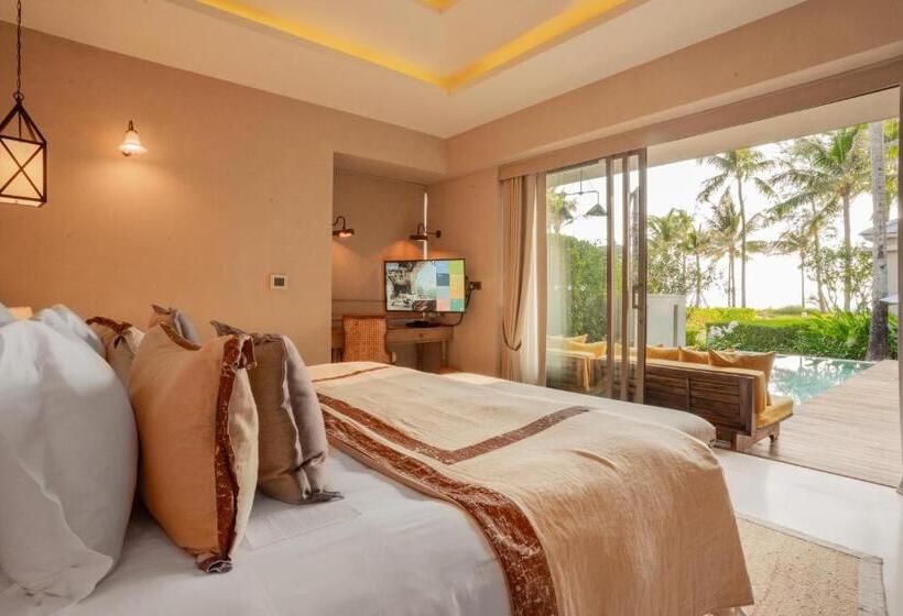 Вилла с 1 спальней и бассейном, Devasom Khao Lak Beach Resort & Villas