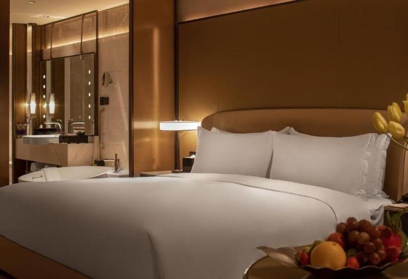 חדר פרמיום, Intercontinental Tianjin Yujiapu Hotel & Residences, An Ihg