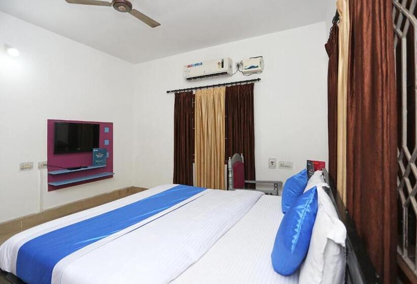 Номер Стандарт, O Maa Banadurga Inn