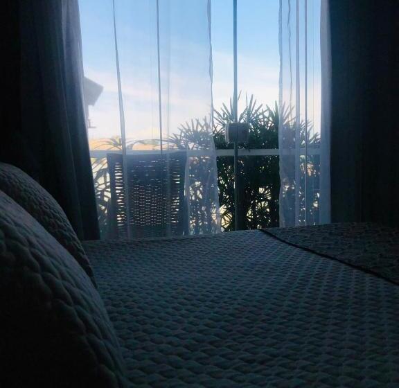 디럭스 룸, Penedo House Pousada