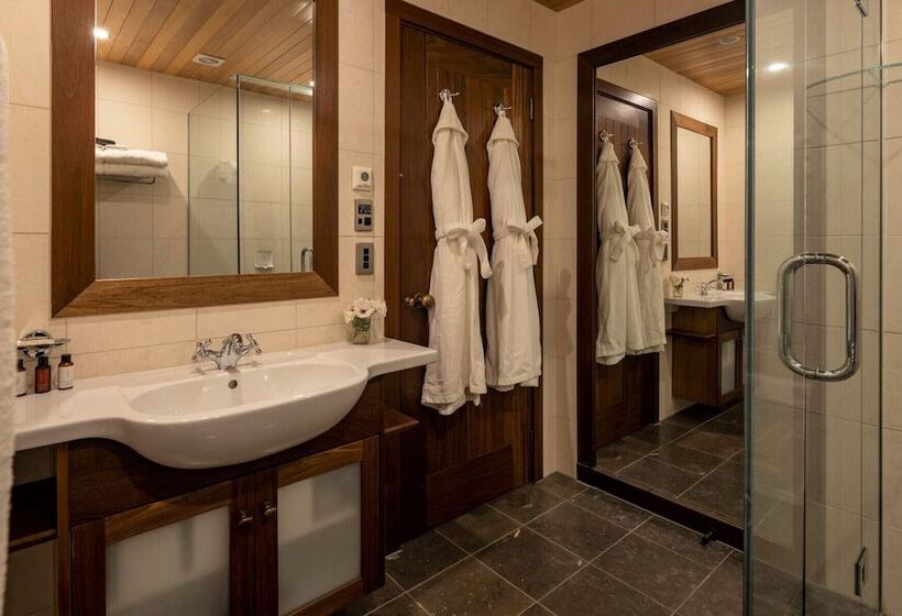 Апартаменты Deluxe 1 Спальня, Cabot Lodge