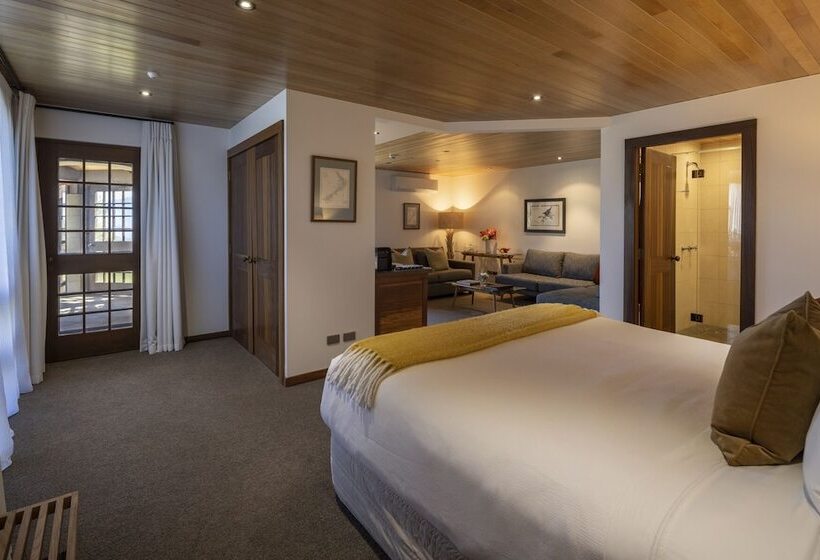 Апартаменты Deluxe 1 Спальня, Cabot Lodge