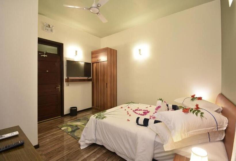 اتاق لوکس با تخت بزرگ, Island Home Inn