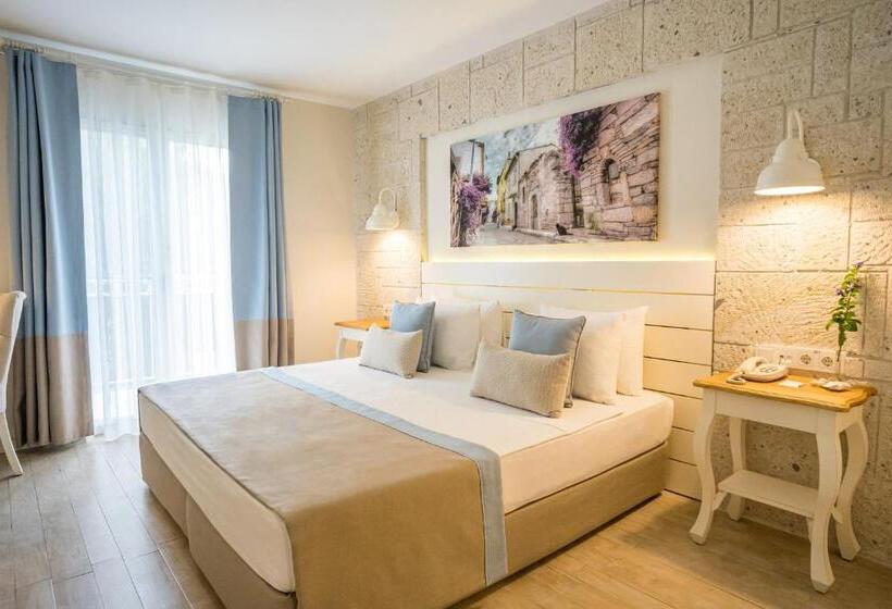 اتاق استاندارد با چشم‌انداز باغ, Mark Warner Phokaia Beach Resort