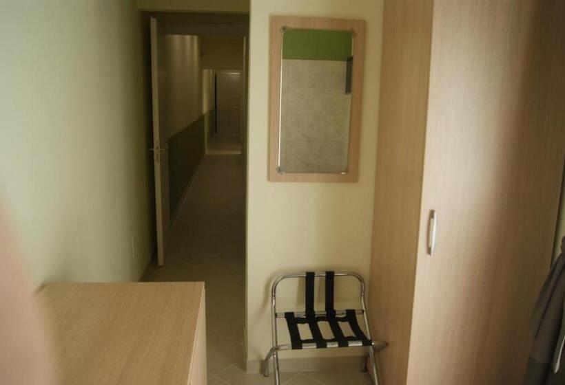 Одноместный Номер с Террасой, Guest House Golfo Xifonio