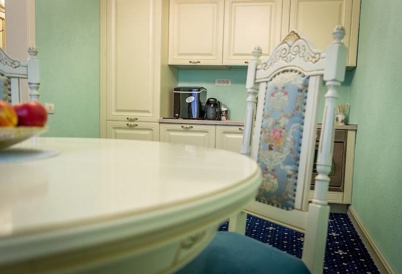 Апартаменты Deluxe 1 Спальня, Jmr Royal