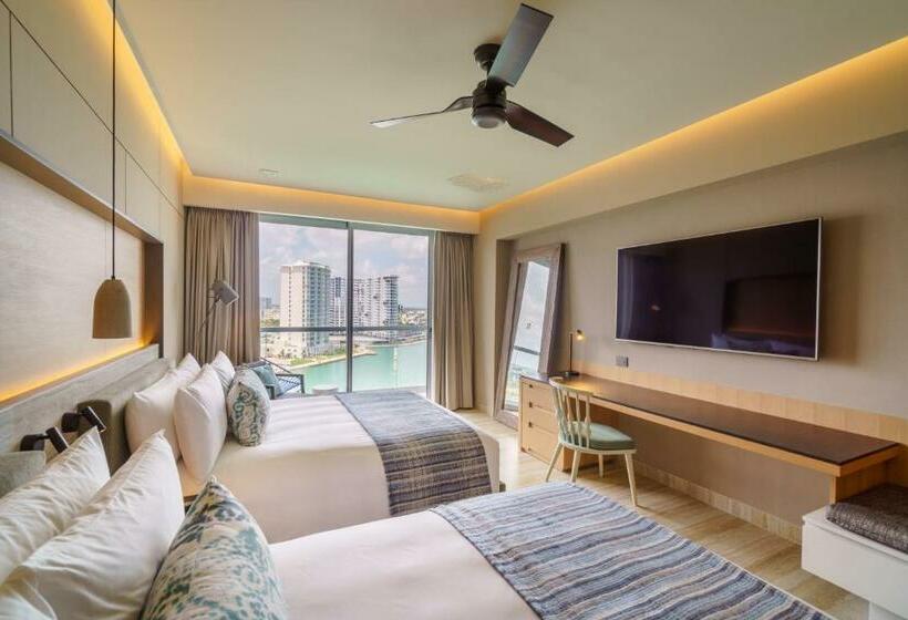 חדר סטנדרט עם נוף, Renaissance Cancun Resort & Marina
