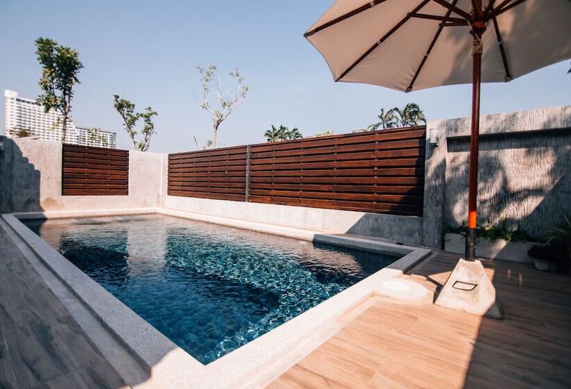 ویلای 2 خوابه, Coral Tree Villa Hua Hin