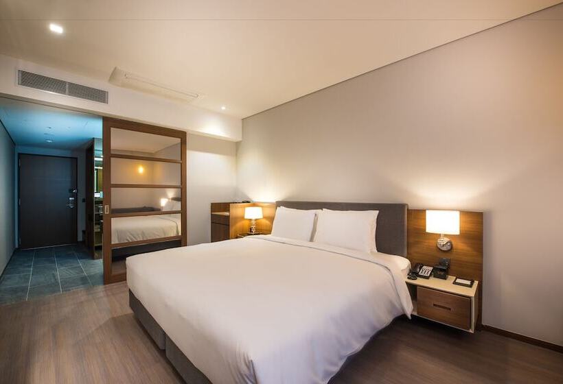 스탠다드 룸 킹사이즈 침대, Ena Suite Hotel Namdaemun