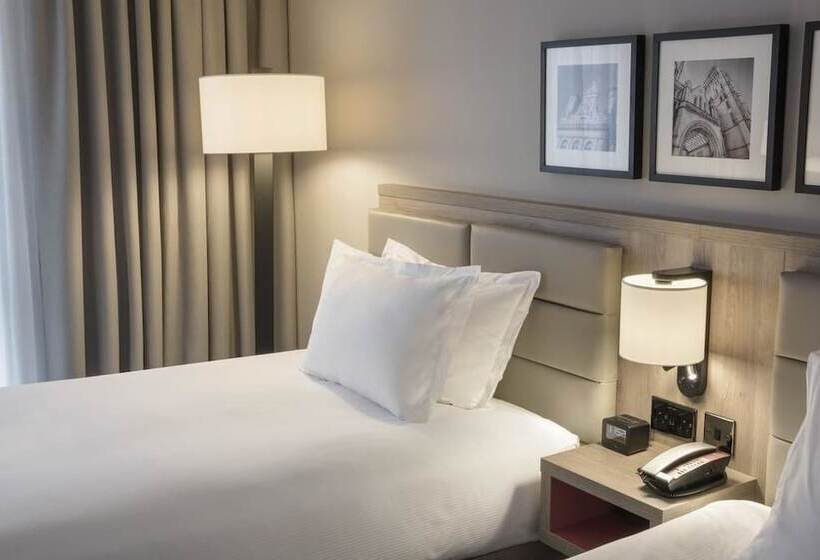 Номер Стандарт, Hilton Garden Inn Doncaster Racecourse