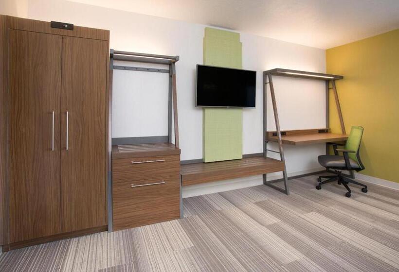 Номер Стандарт, Holiday Inn Express & Suites   Millersburg, An Ihg