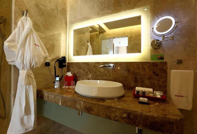 חדר סופריור עם מיטת קינג, Intercityhotel Riyadh Malaz