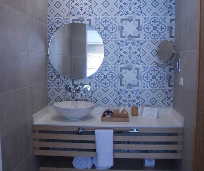 اتاق استاندارد, Kaia