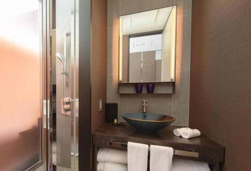 Номер Superior Кровать Кинг, Pullman Tokyo Tamachi