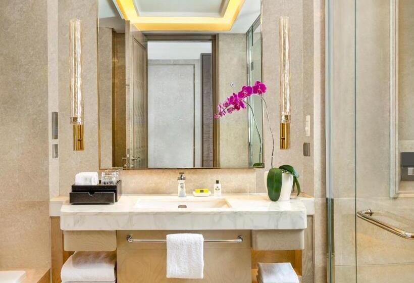 Номер Классика Кровать Кинг, Intercontinental Hotels Jakarta Pondok Indah, An Ihg