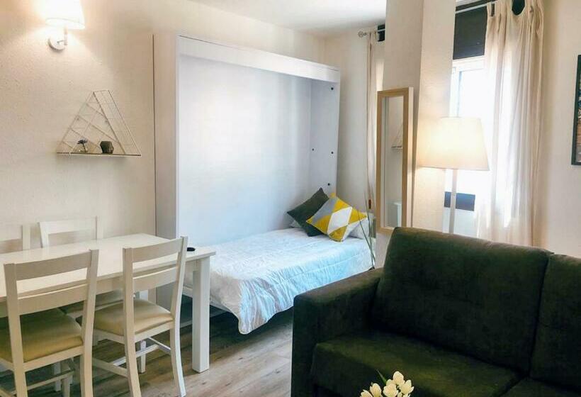 استودیوی استاندارد, Apartamentos La Cabaneta Mikka Sky 3000