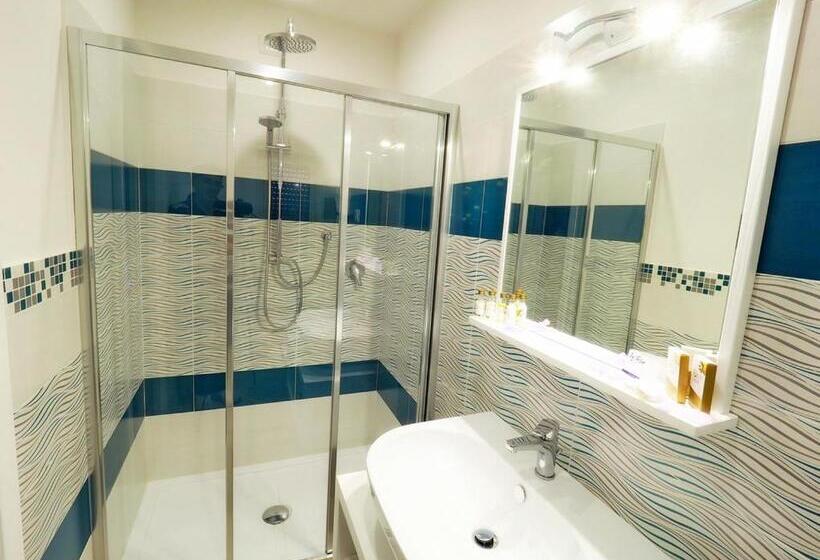 Четырехместный Номер Стандарт с Балконом, Residenza La Torre