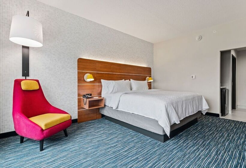 Номер Стандарт, Holiday Inn Express & Suites Orlando  Lake Buena Vista, An Ihg