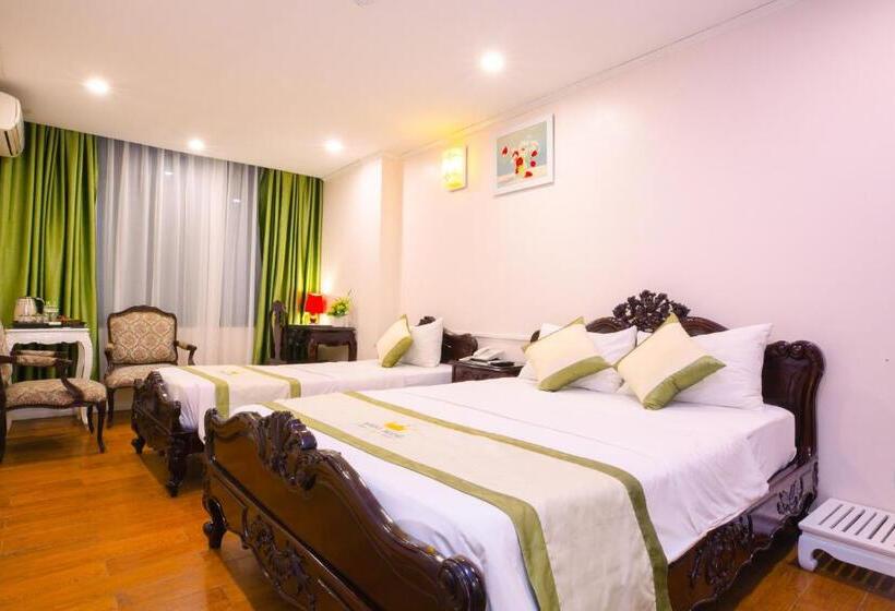 اتاق خانوادگی, Royal Hotel Ha Noi
