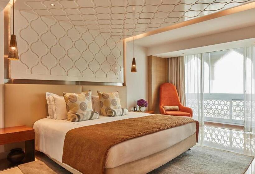 Номер Superior Кровать Кинг, The Taj Mahal Tower Mumbai
