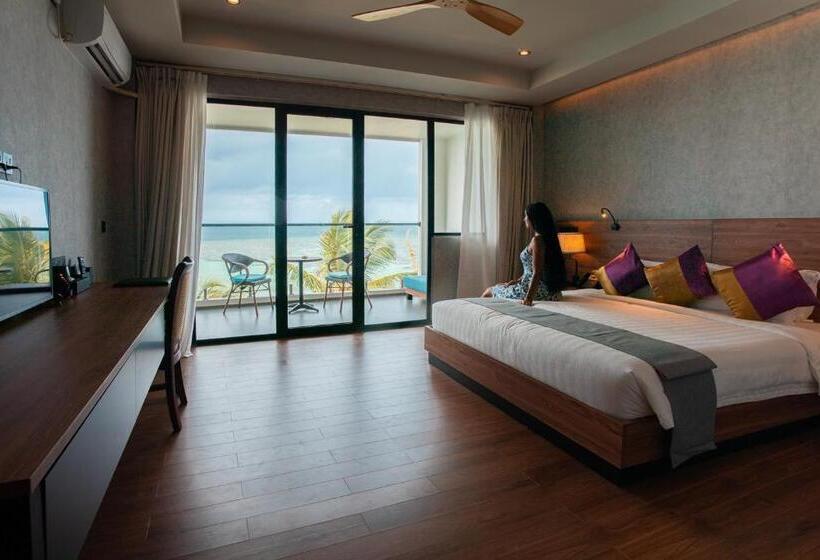 اتاق سوپریور یک تخته با چشم‌انداز دریا, Plumeria Maldives